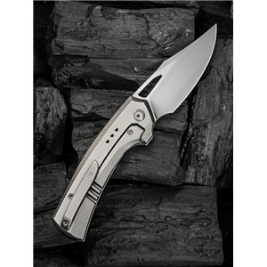 Nefaris Framelock Flame