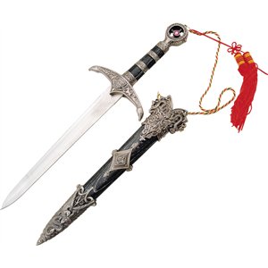 Robin Hood Dagger