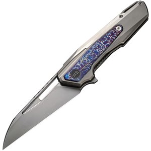 Falcaria Framelock Flame