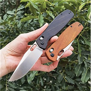 Prado Crossbar Lock Wood