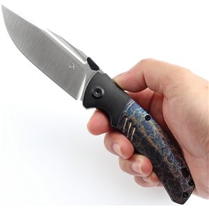 Hinterland Framelock Lightning