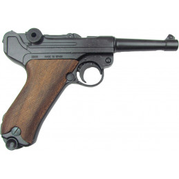 Luger P08 Parabellum Pistol