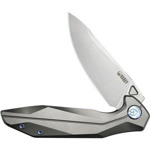 Nova Framelock Titanium