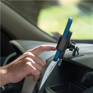 Squeeze Dash Mount