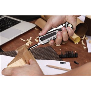 Multi Functional Linerlock