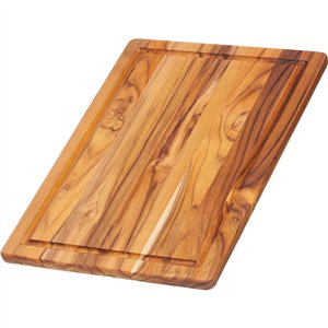 Essential Cutting Board