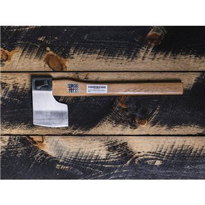 Queen of Hearts Throwing Axe