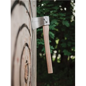 Lieutenant Throwing Axe